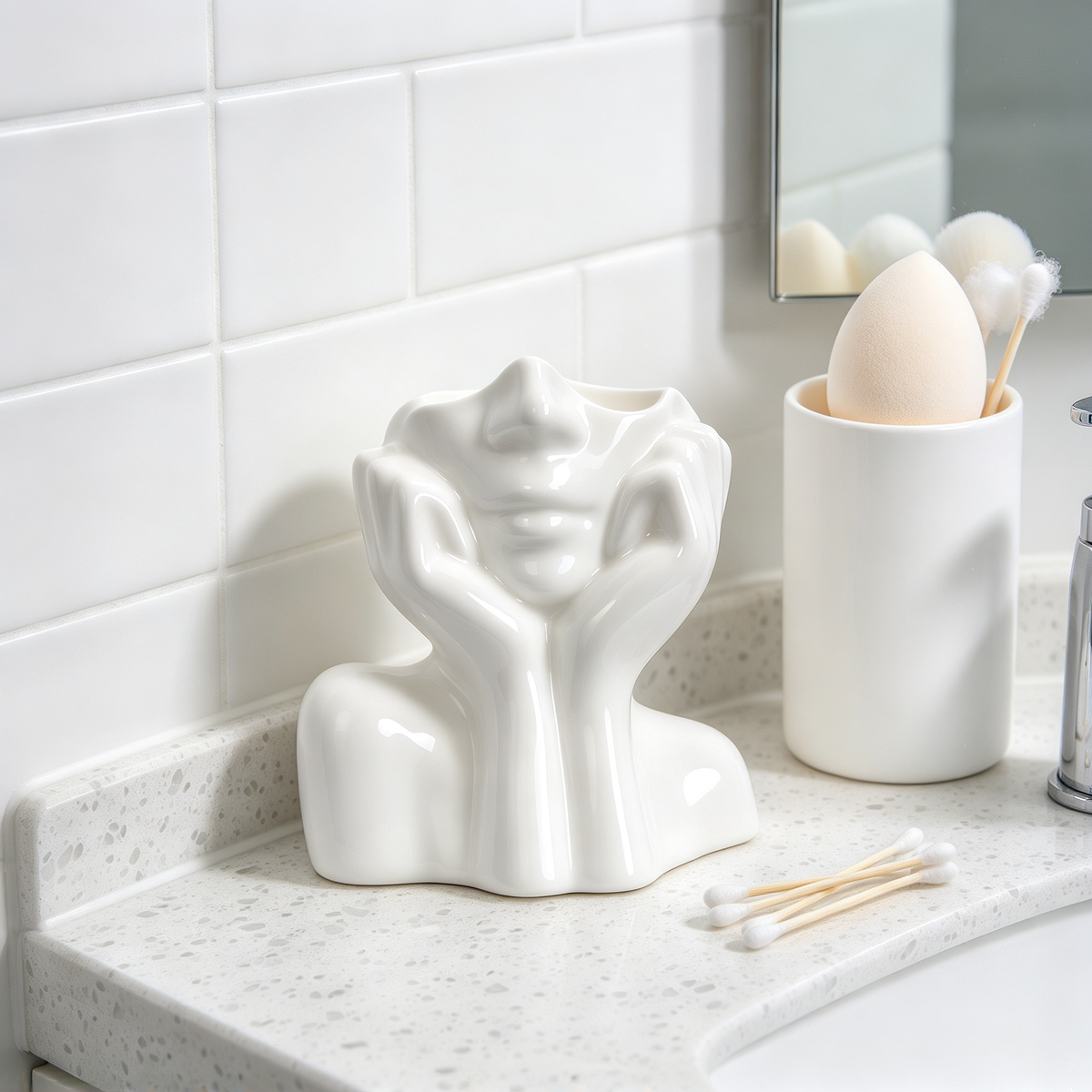 🕊️ Home Accent | Ceramic Artistic Design | Elegant Desk Storage Decor
